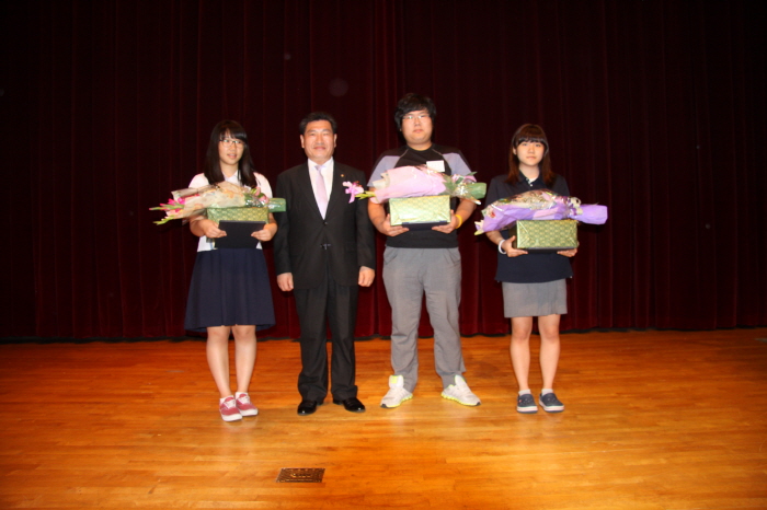 7. 2012년 통일유공자 .JPG : 2012년 통일유공자 포상