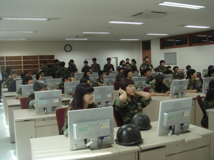 2.JPG : 사관캠프