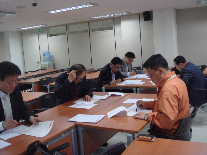 크기변환_DSC06660.JPG : 제12회 청소년 통일백일장 전국대회 -  본선심사(부문별)